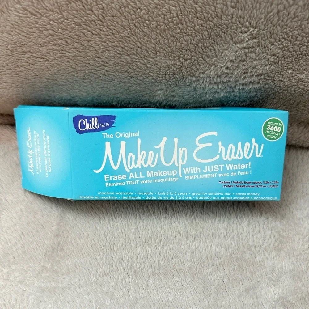 MakeUp Eraser effortlessly remove